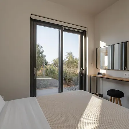 Jardino, Plaka Naxos فيلة *