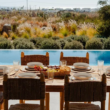 Jardino, Plaka Naxos *