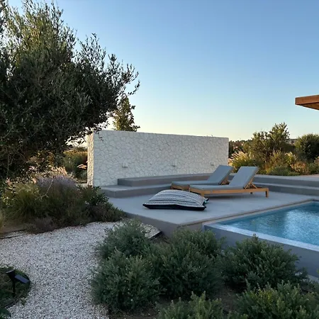 Villa Jardino, Plaka Naxos Naxos City