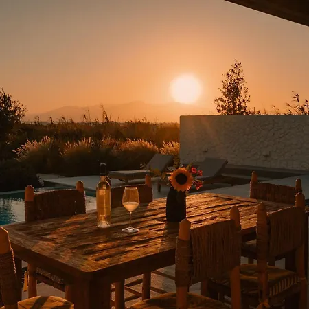 Jardino, Plaka Naxos