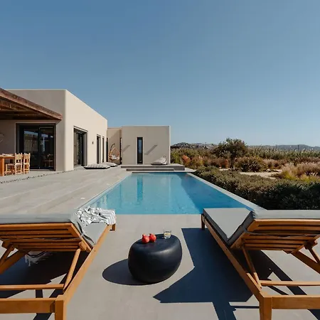 Jardino, Plaka Naxos