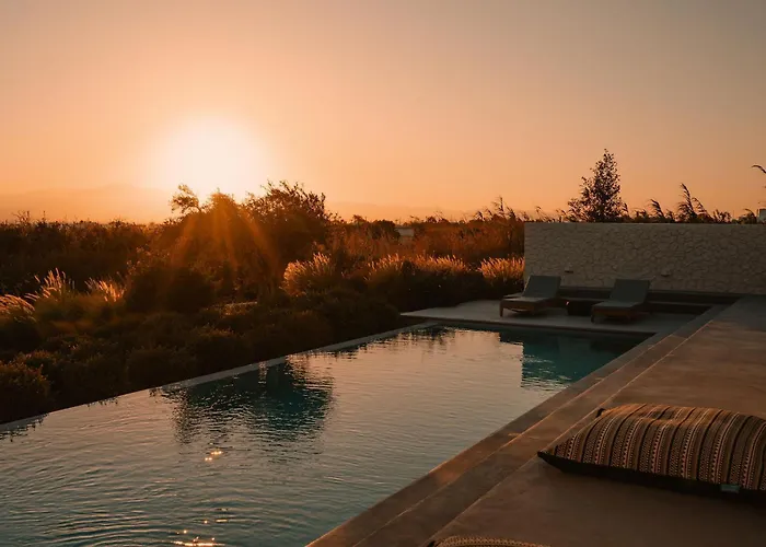 Jardino, Plaka Naxos Villa